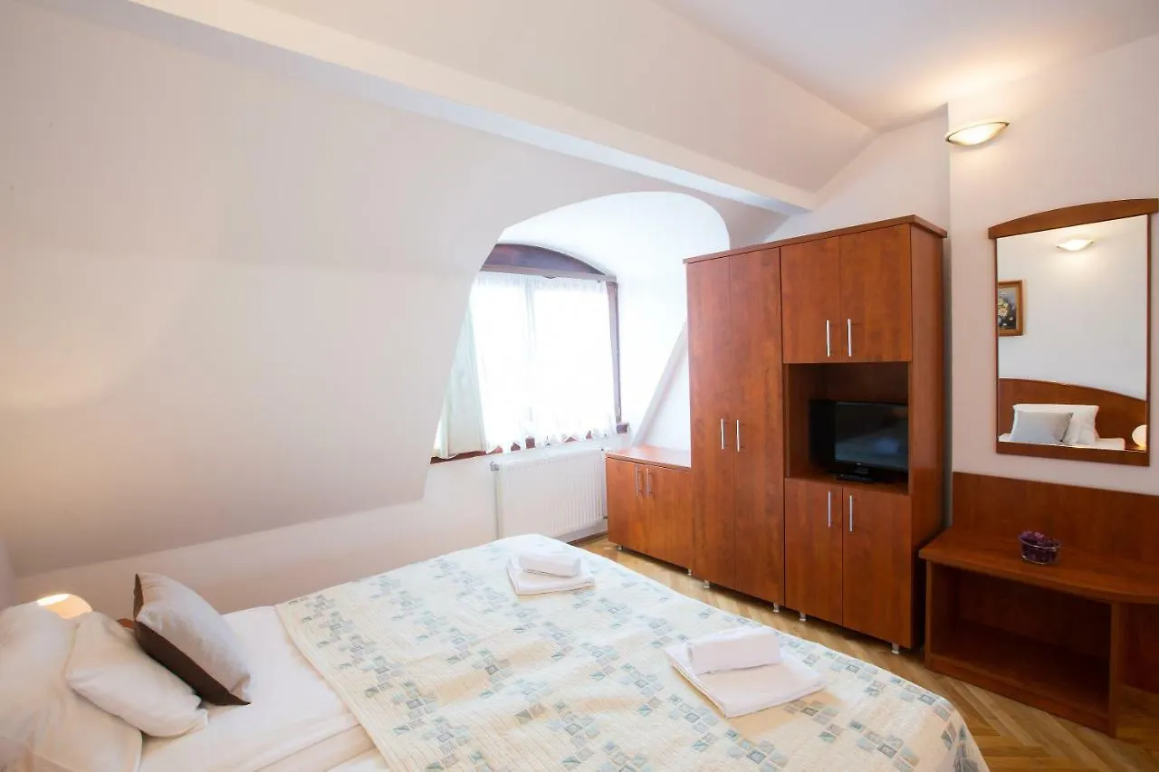 בודפשט Helios Hotel Apartments