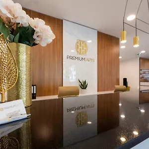 Premium House Aparthotel