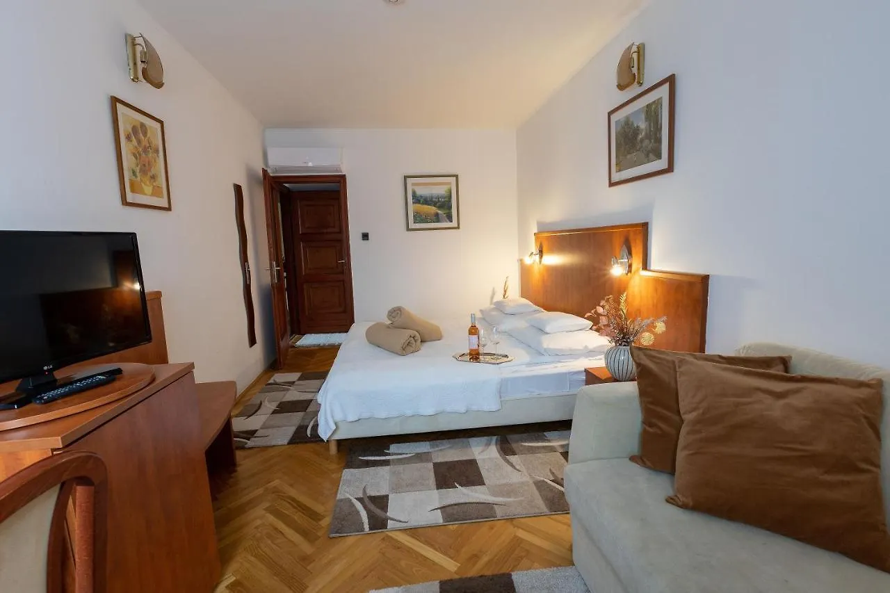 Helios Hotel Apartments Budapest
