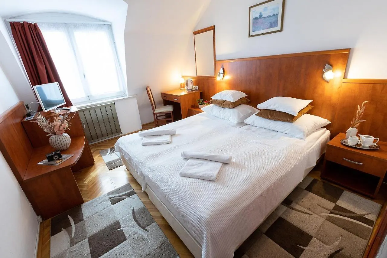 Helios Hotel Apartments Budapest